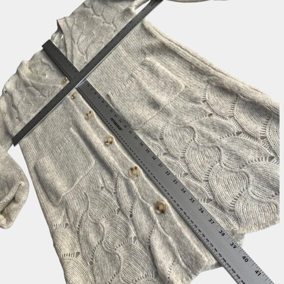 CARLY JEAN LOS ANGELES CJLA Ivory Duster Button Cardigan Sweater L New - Picture 7 of 8